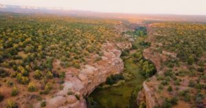 Stay at Cave Lakes Canyon Ranch in Kanab & Explore Nearby Apple Valley